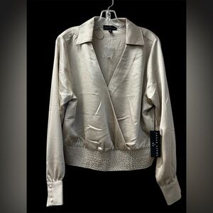 Tracey Evan’s/NWT/ XL/ Women's Cream faux Wrap Top